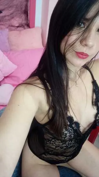 Live sex webcam photo for ManuelaAcuri #2750074