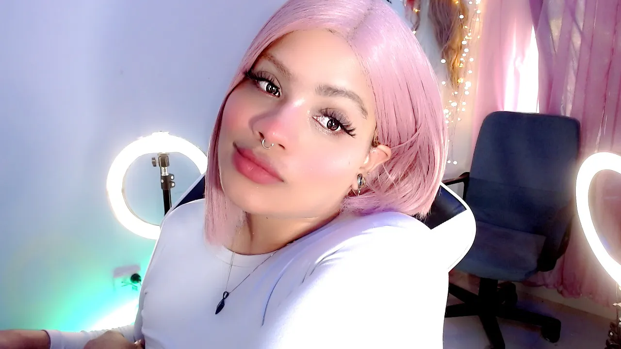 Live sex webcam photo for ammyy_collins #7213246