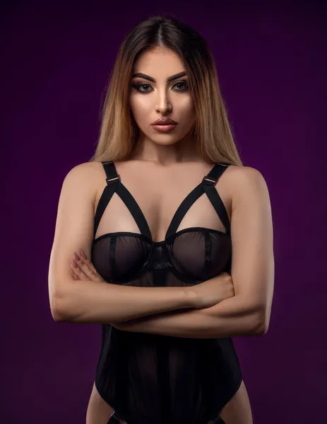 Live sex webcam photo for MoniqueMinx #2246184