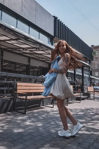 Live sex webcam photo for SkinnyCutie #2216750