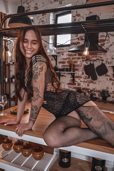 Live sex webcam photo for SkinnyCutie #2216759