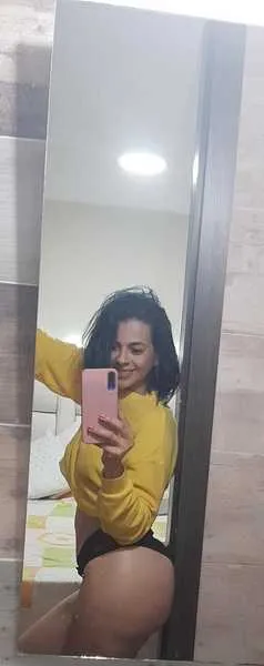 Live sex webcam photo for KarleneBullock #3085974