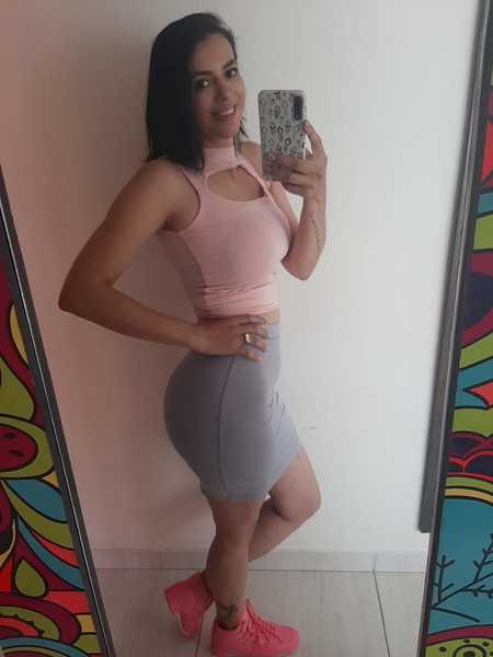 Live sex webcam photo for KarleneBullock #2921597