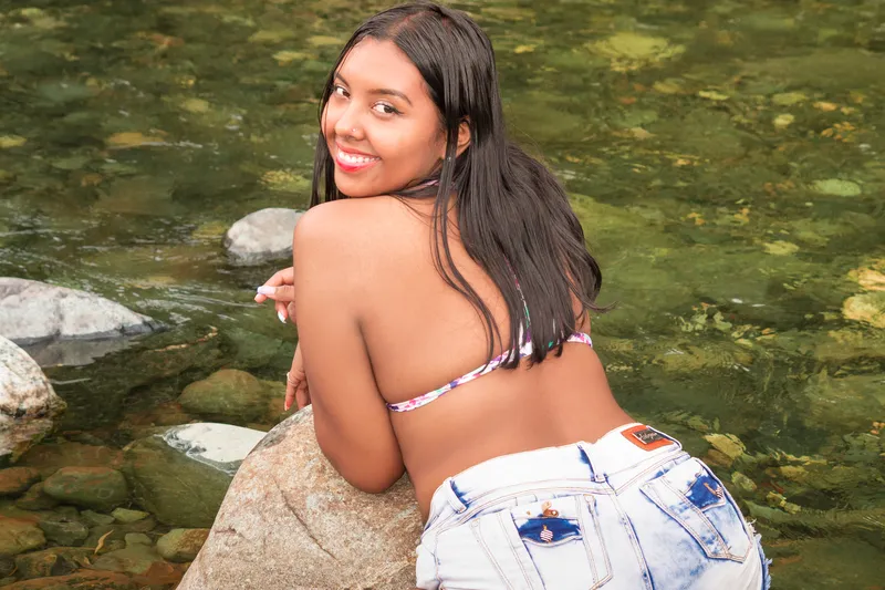 Live sex webcam photo for JessiCartter #2366558