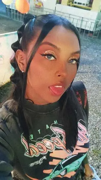 Live sex webcam photo for JessiCartter #2528797