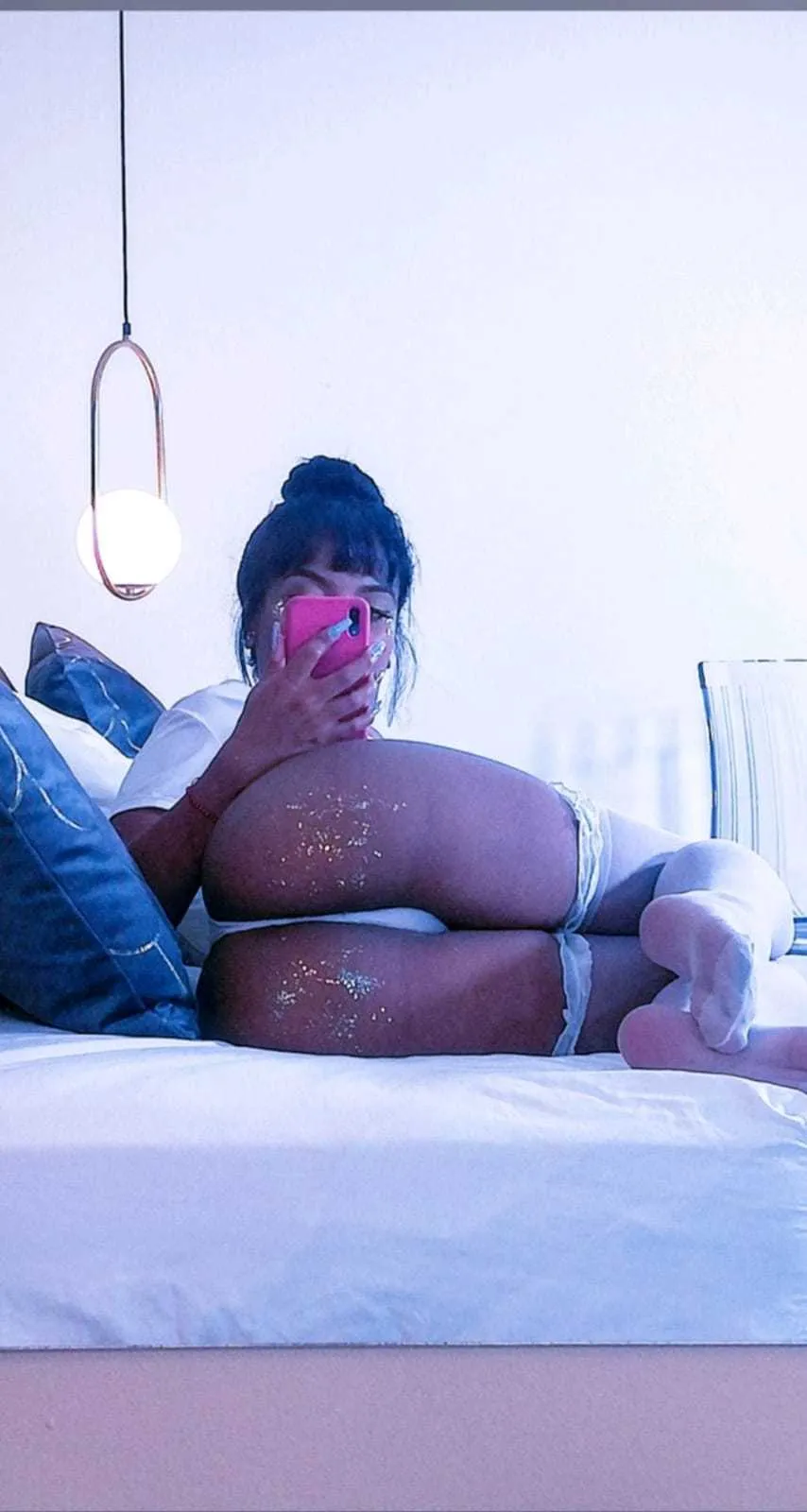 Live sex webcam photo for MadisonGreys #7801277