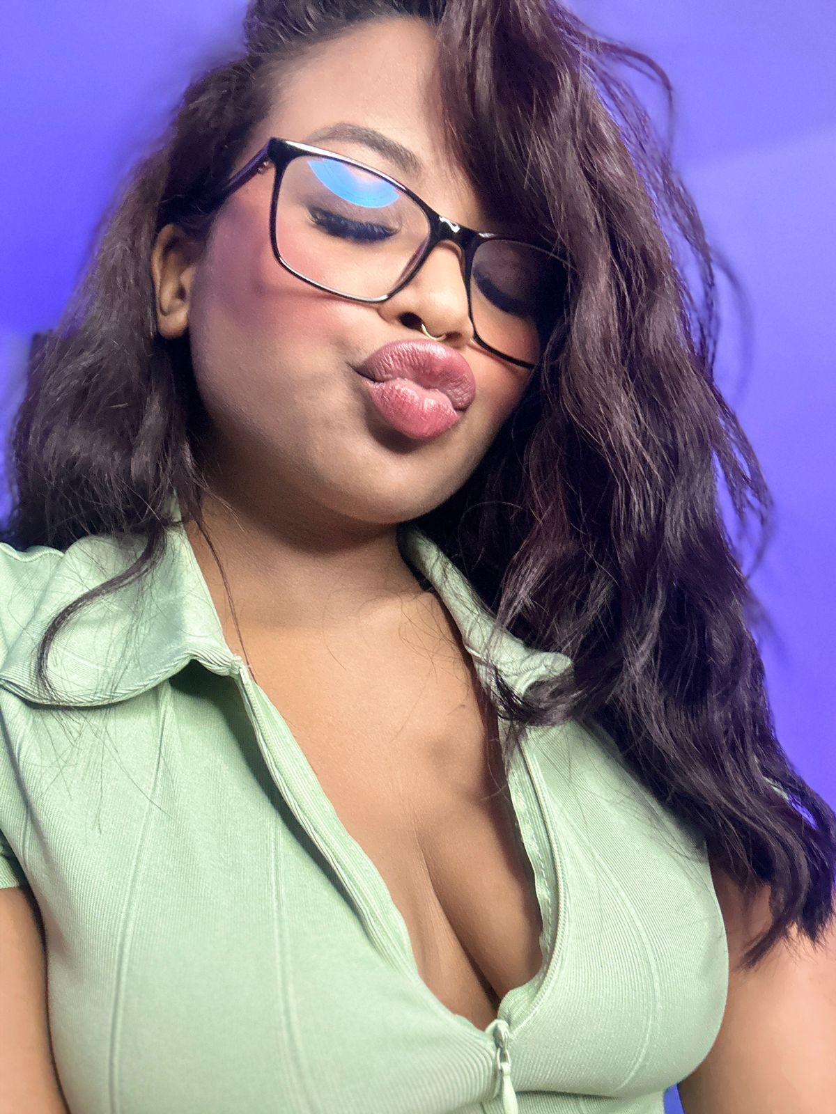 Live sex webcam photo for MadisonGreys #7801316