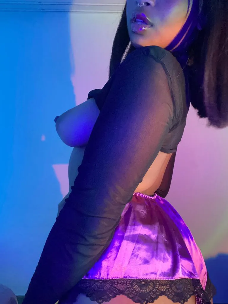 Live sex webcam photo for MadisonGreys #7801317