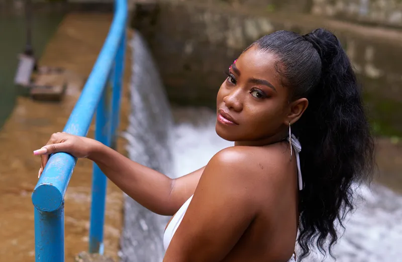 Live sex webcam photo for AlixeBrown #3229245