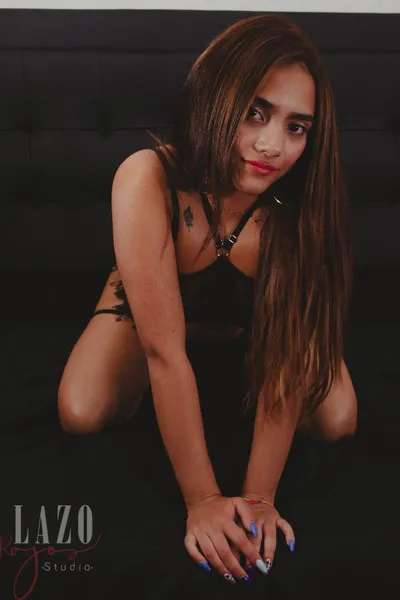 Live sex webcam photo for sweetygirl21 #3285852