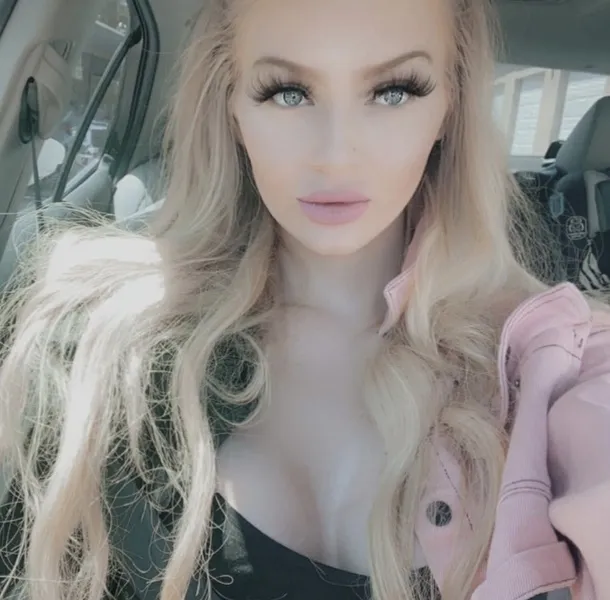 Live sex webcam photo for ElaOcean #7897698