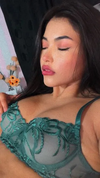 Live sex webcam photo for VioletteWhite #2861076