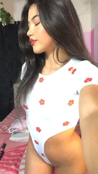 Live sex webcam photo for VioletteWhite #2913319