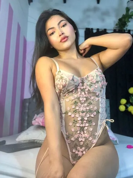 Live sex webcam photo for VioletteWhite #2543238