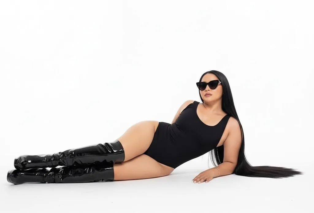 Live sex webcam photo for Elissa21 #8054623