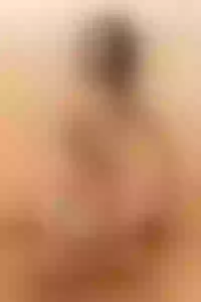 Live sex webcam photo for ChloeMorrison #3408257