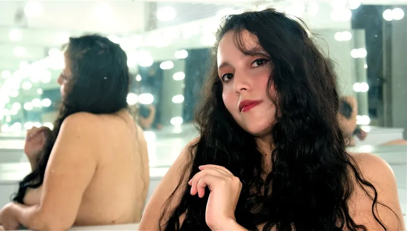 Live sex webcam photo for EvelynEzra #2303524