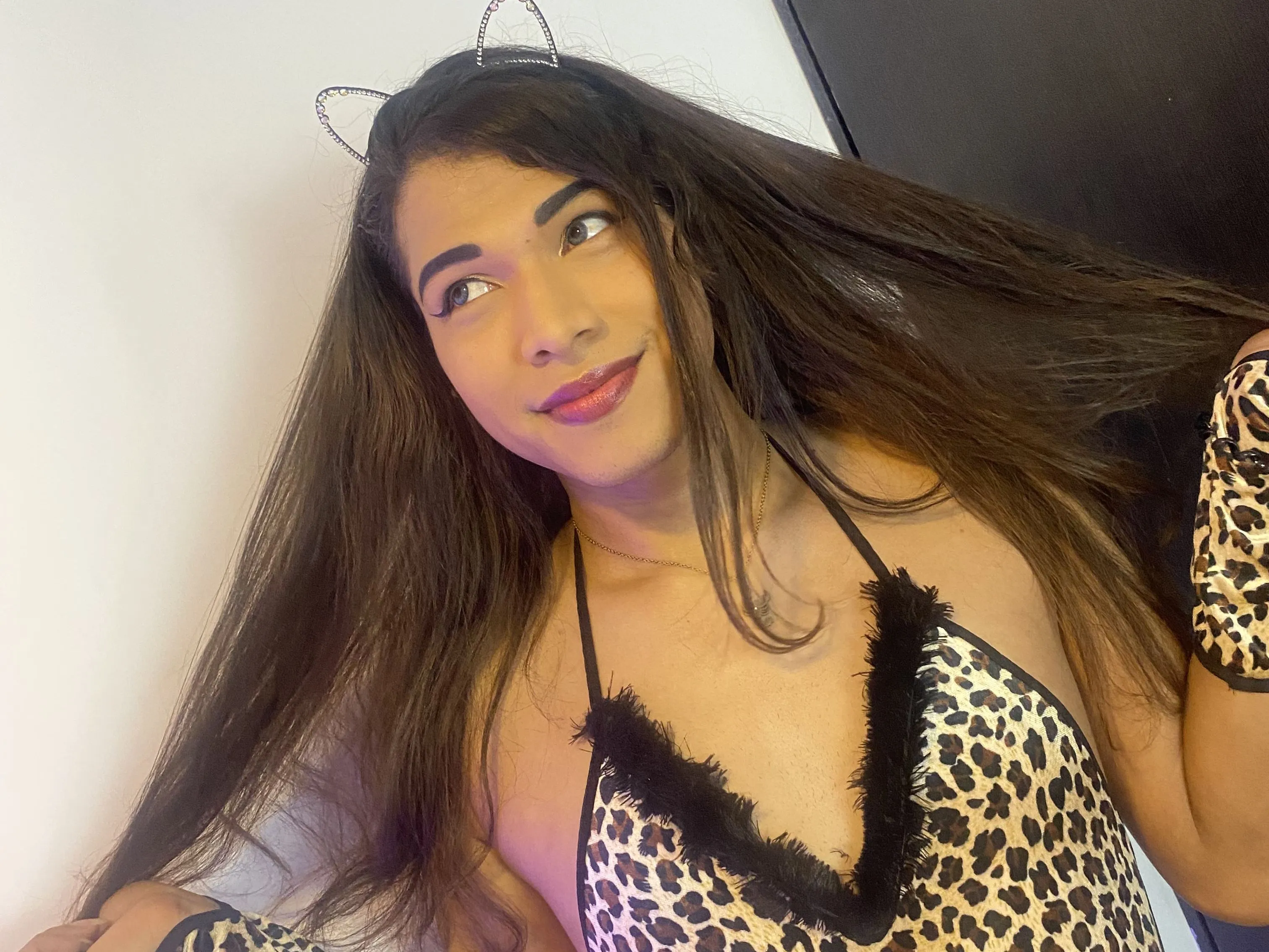 Live sex webcam photo for Crystinahot #4012095