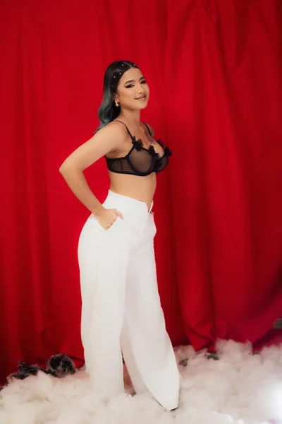 Live sex webcam photo for MelissaHill #6142341