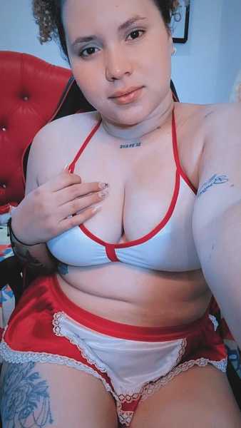 Live sex webcam photo for miarosse24 #3076882