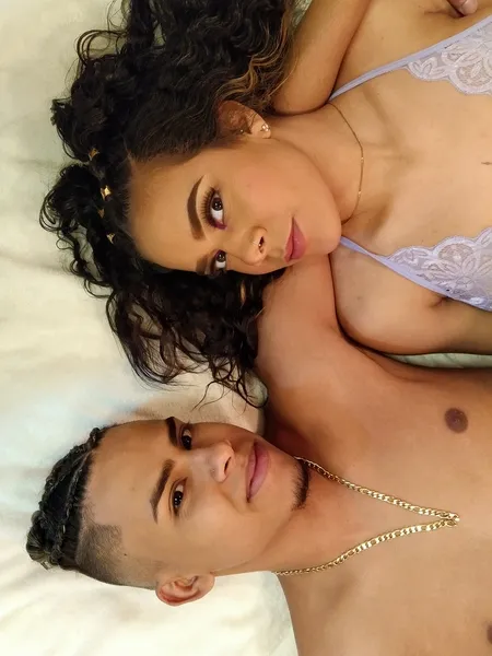 Live sex webcam photo for KateloveJack #2387291