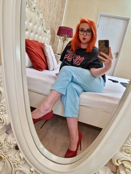 Live sex webcam photo for KaliRyan #3214292