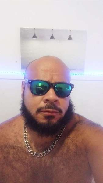 Live sex webcam photo for BIGHAIRYFETISHES #2359451