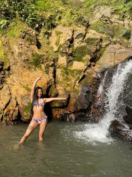 Live sex webcam photo for AprilBush #2278943