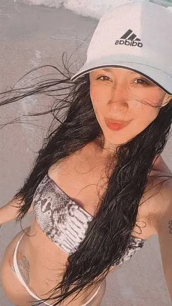 Live sex webcam photo for AprilBush #2278941