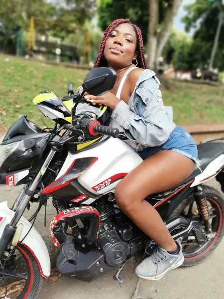 Live sex webcam photo for GraceMacey #3124231