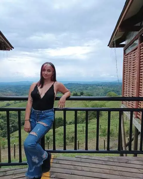 Live sex webcam photo for AntoniaSsanders #3521452