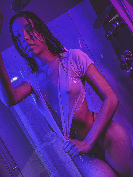 Live sex webcam photo for SophyWilliamss #2760079