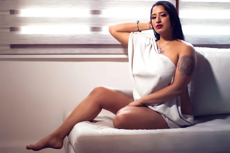 Live sex webcam photo for CatalinaKane #6184991