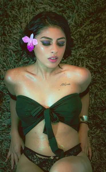 Live sex webcam photo for NicolettSampoli #2436169