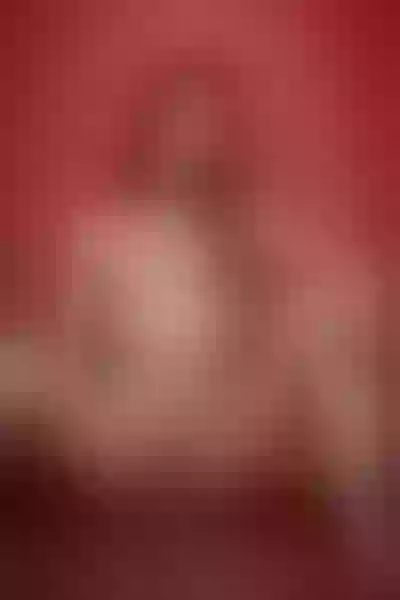 Live sex webcam photo for HollyMills #6178359