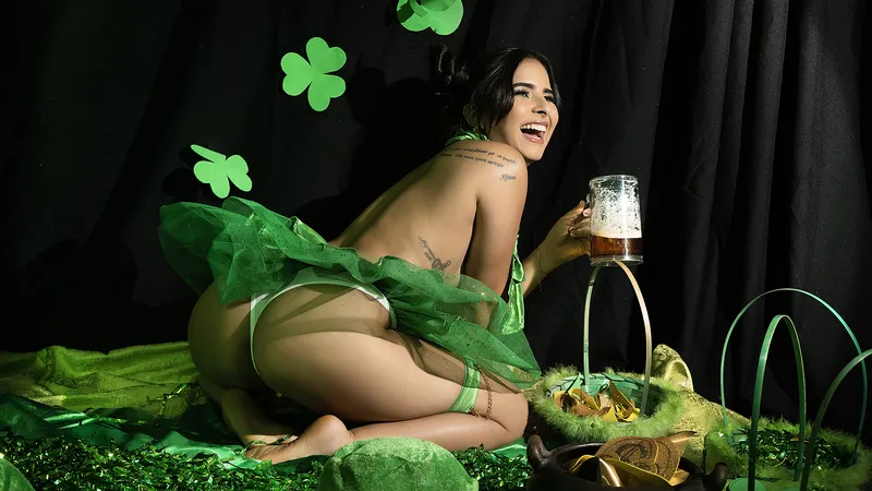 Live sex webcam photo for CarlaMore #6130617