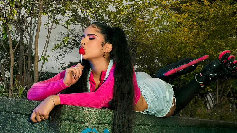 Live sex webcam photo for CarlaMore #6130610