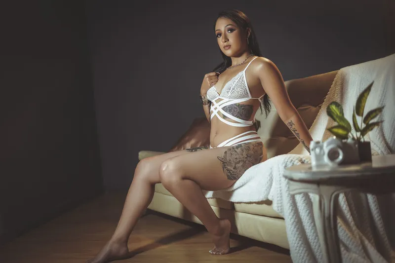 Live sex webcam photo for AnnyBee #2644679
