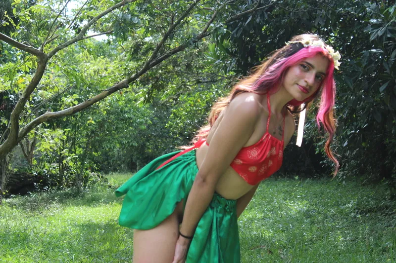 Live sex webcam photo for EmeraldSmiith #2496026