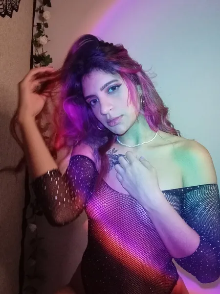 Live sex webcam photo for EmeraldSmiith #5730680