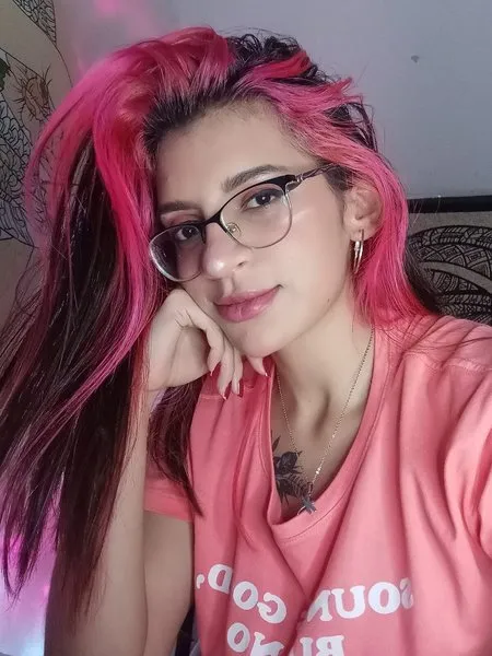 Live sex webcam photo for EmeraldSmiith #2917257