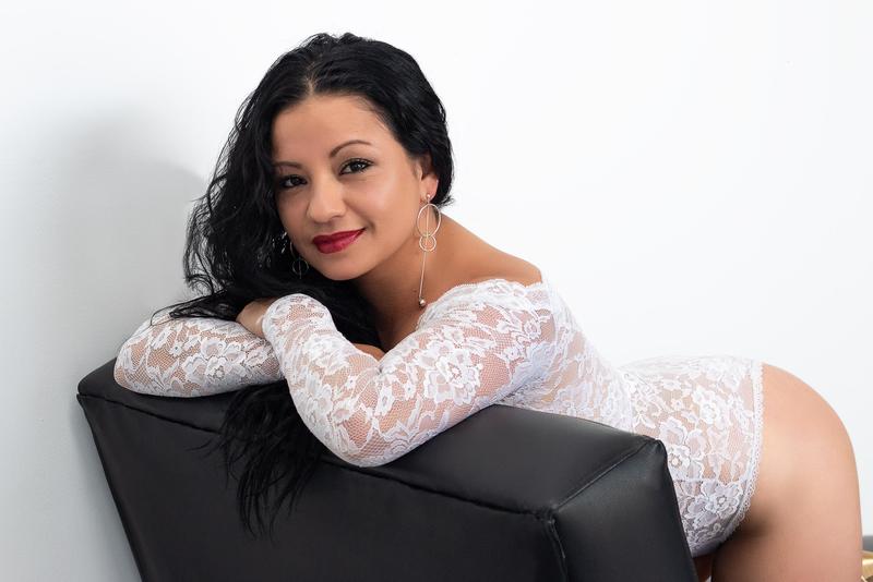 Live sex webcam photo for assholebroken4ux #2330456