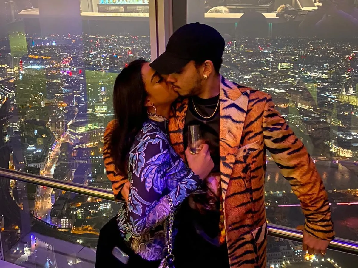 Live sex webcam photo for CoupleConspiracy43 #4158725