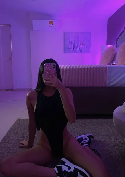 Live sex webcam photo for AriaMatheus #3580491