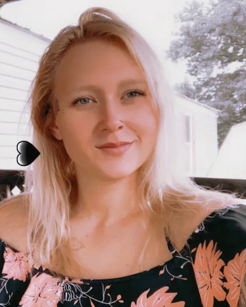 Live sex webcam photo for DessiDawnn #2523196