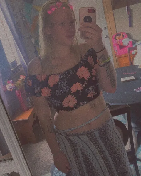 Live sex webcam photo for DessiDawnn #2523193