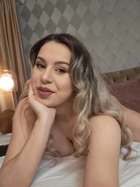 Live sex webcam photo for JessicaLarsen #6316430