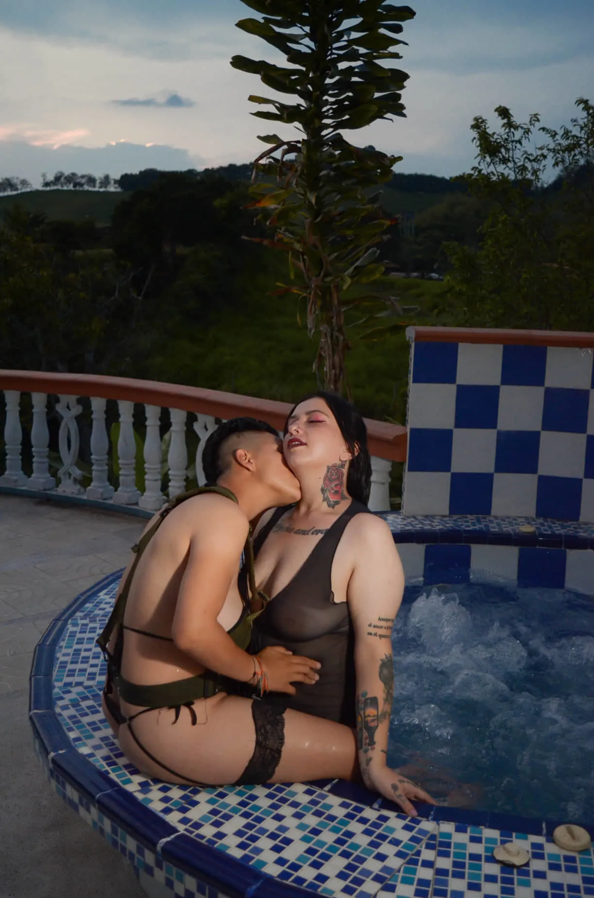 Live sex webcam photo for miaandmolly #7373736