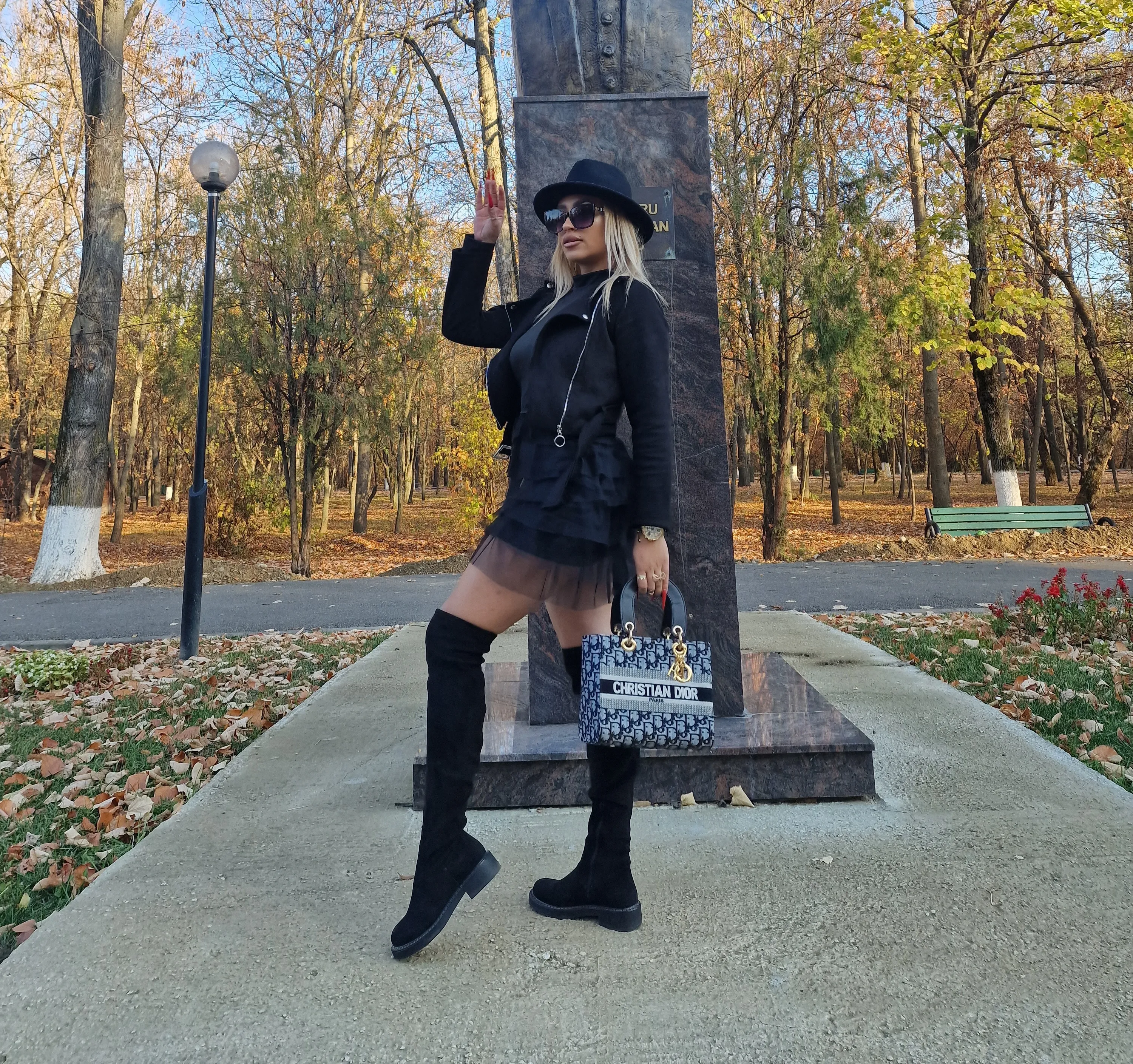 Live sex webcam photo for LexaSawyer #7102903