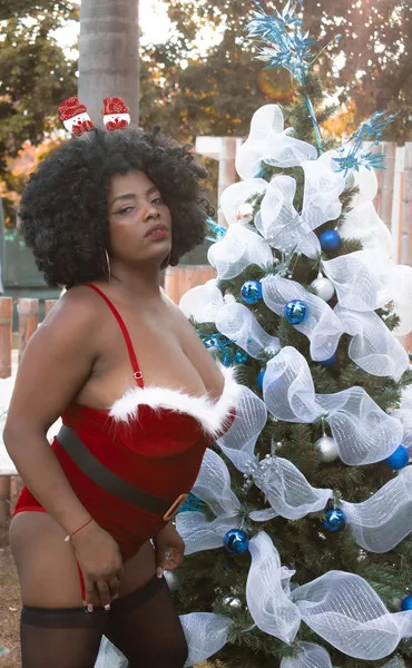 Live sex webcam photo for ViioletJohnson #2881075